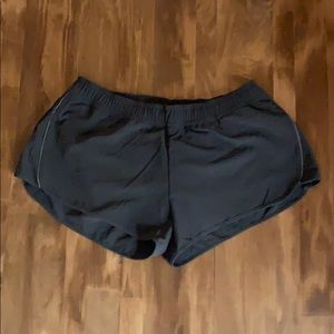 NWT Prana Charcoal Poppy Short